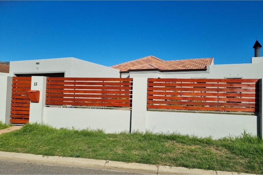 3 Bedroom Property for Sale in Stilbaai Wes Western Cape
